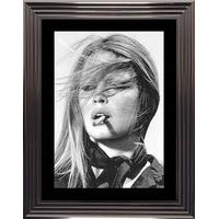 Affiche encadrée Noir et Blanc: Brigitte Bardot - 50x70 cm (Cadre Glascow)